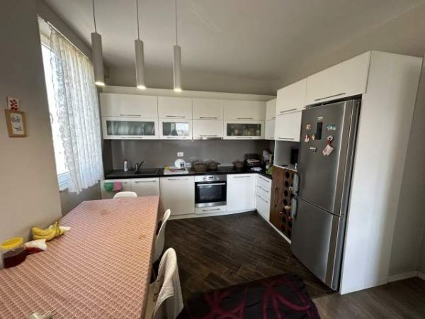 Tirane, shitet apartament 2+1+BLK Kati 5, 118 m² 131.900 Euro