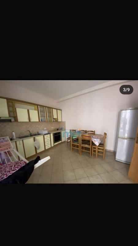 Tirane, jepet me qera Vile 3+1+A+BLK Kati 2, 125 m² 500  (Koli Bano)