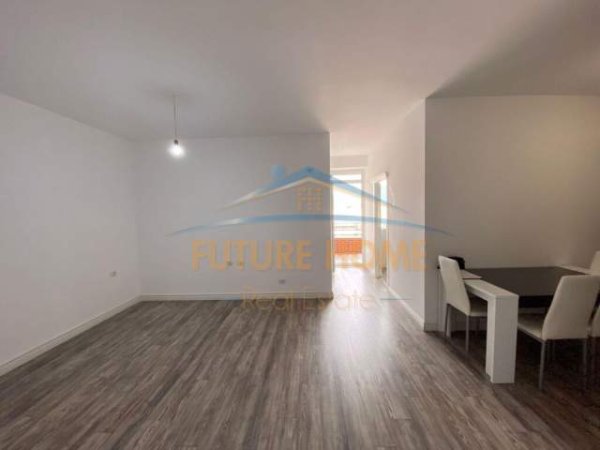 Tirane, shitet apartament 2+1+BLK 140.000 Euro (Kodra e Diellit)