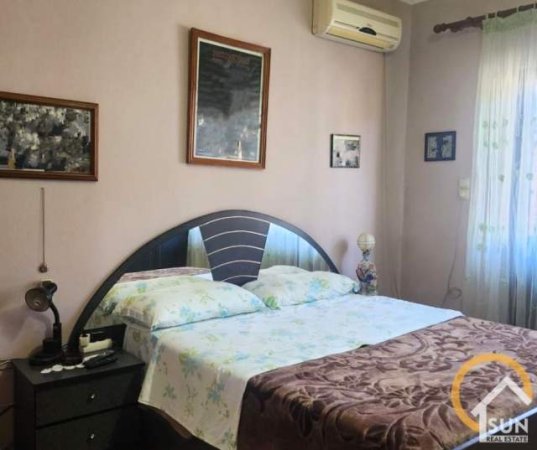 Shkoder, jepet me qera shtepi 4+1 Kati 0, 230 m² 500 Euro (KOLE IDROMENO, SHKODER)