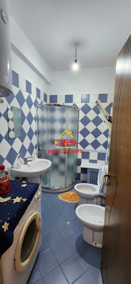 Vlore, shitet apartament 1+1+BLK Kati 5, 68 m² 81.600 Euro (Rruga Pelivan Leskaj)