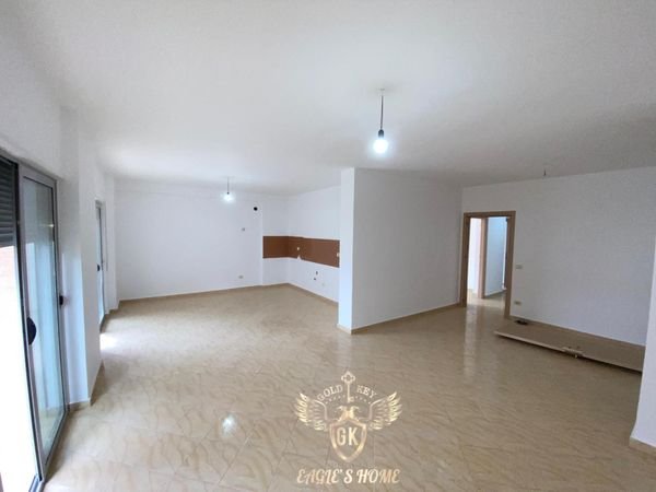 Durres, jepet me qera apartament 2+1+A+BLK Kati 2, 300 Euro (Shkolla Eftali Koci)