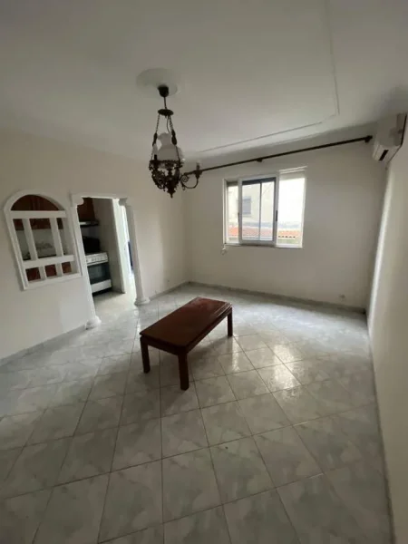 Tirane, shes apartament 3+1 Kati 3, 111 m² 140.000 Euro (ali demi)