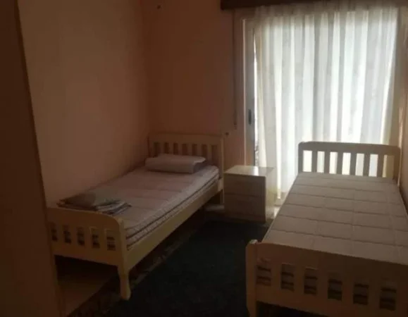 Tirane, jepet me qera apartament 2+1+BLK Kati 5, 100 m² 500 Euro (rruga don bosko)