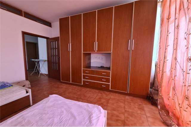 Tirane, jepet me qera apartament 2+1 Kati 9, 92 m² 550 Euro (Rruga e Elbasanit)