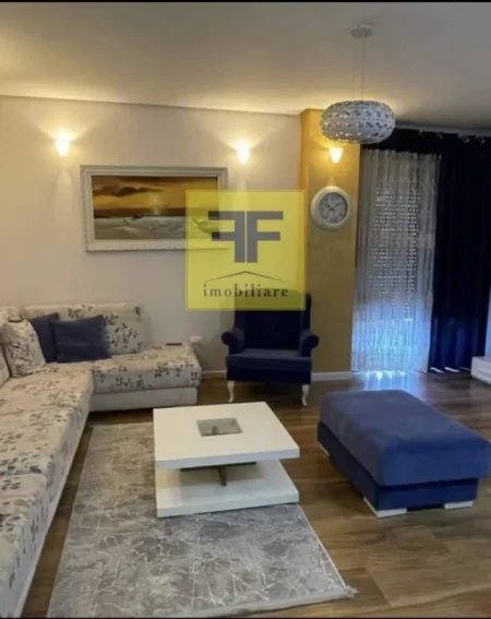 Tirane, jepet me qera apartament 120 m² 700 Euro
