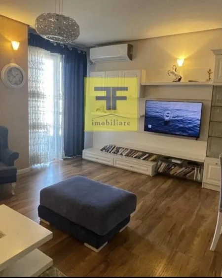 Tirane, jepet me qera apartament 120 m² 700 Euro