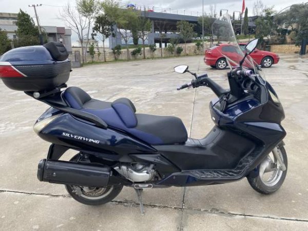 shitet Scooter Honda Silverwing abs Viti 2001, 2400 Euro