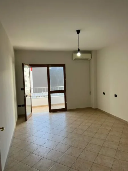 Tirane, shitet apartament 2+1+BLK Kati 3, 97 m² 145.000 Euro (Rruga ndre mjeda)