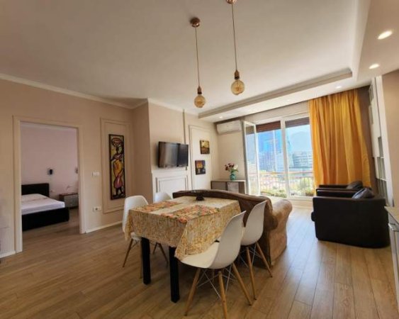 Tirane, jepet me qera apartament 2+1+BLK Kati 9, 90 m² 850 Euro (Rruga e Kavajes)