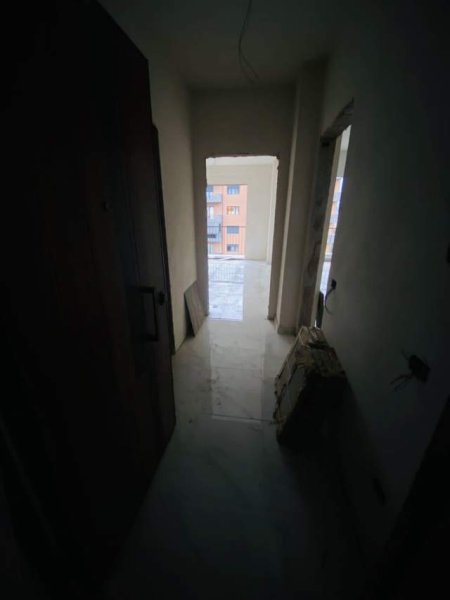 Tirane, shitet apartament Kati 6, 66 m² 59.400 Euro