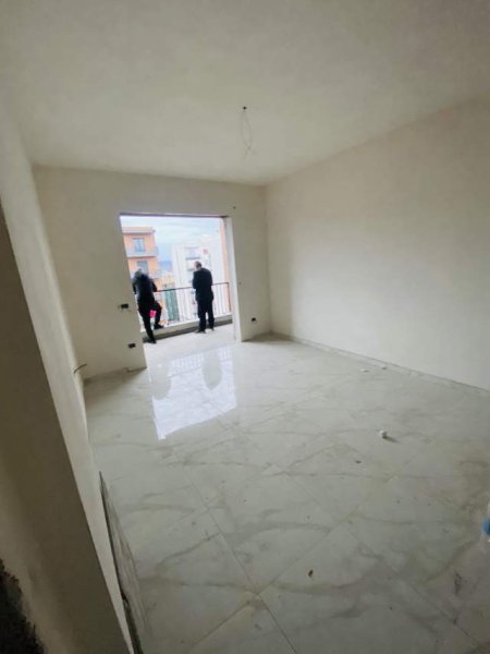 Tirane, shitet apartament Kati 6, 66 m² 59.400 Euro