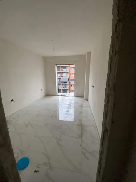 Tirane, shitet apartament 1+1 Kati 6, 66 m² 59.400 Euro (Perballe Gjimnazit Ibrahim Rrugova)
