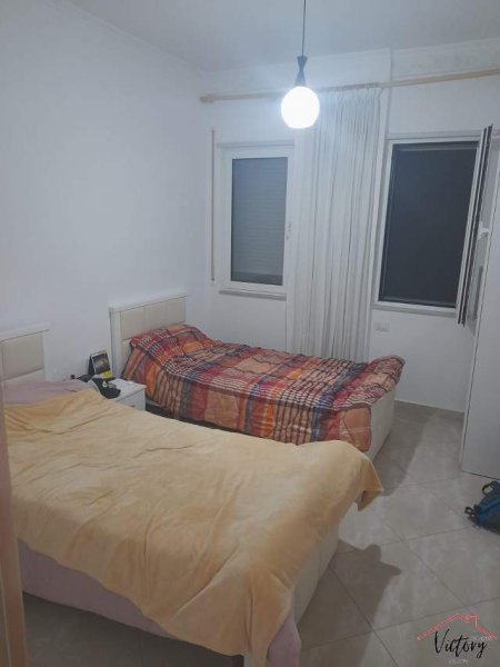 Tirane, shitet apartament 2+1+BLK Kati 2, 88 m² 127.500 Euro (Komuna e Parisit, Tiranë)