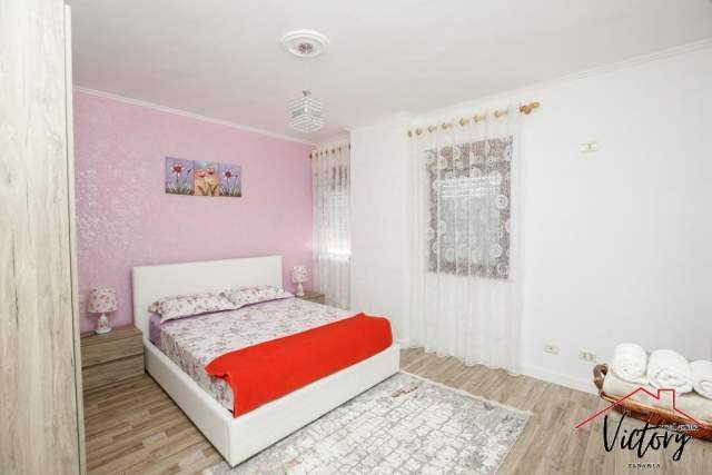 Tirane, shitet apartament 3+1+BLK Kati 11, 150 m² 300.000 Euro (9 kateshet)