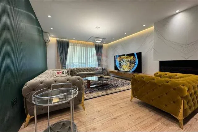 Tirane, jepet me qera apartament 2+1+A+BLK Kati 7, 135 m² 1.000 Euro (rruga Durresit)