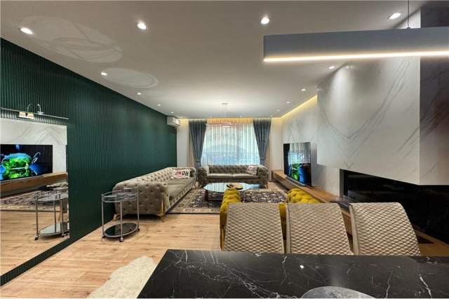 Tirane, jepet me qera apartament 2+1+BLK Kati 7, 135 m² 1.000 Euro (ring center)