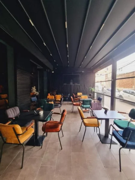 Tirane, jepet me qera 140 m² 1.200 Euro (Myslym Shyri)