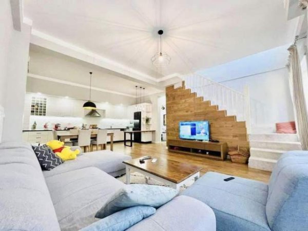 Tirane, shitet apartament duplex Dublex 120 m² 120.000 Euro