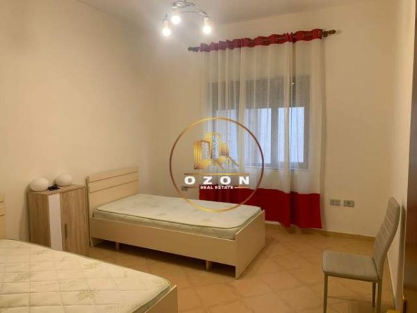 Tirane, jepet me qera apartament 2+1 Kati 2, 95 m² 450 Euro (Vasil Shanto)