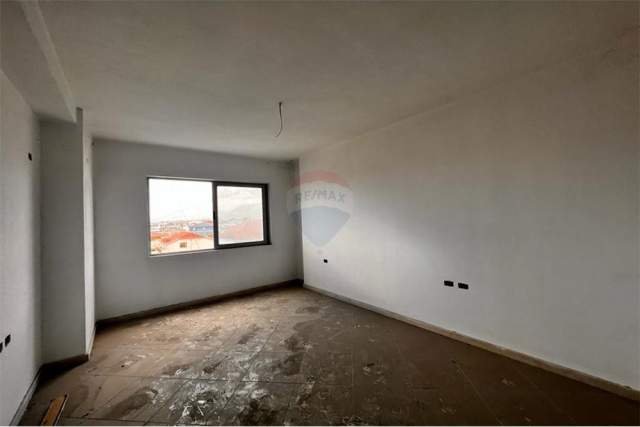 Tirane, shitet apartament 2+1+A+BLK Kati 3, 101 m² 66.500 Euro