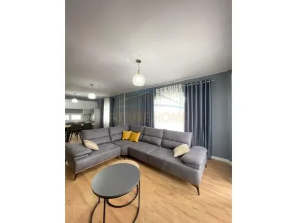 Tirane, jepet me qera apartament 2+1+BLK Kati 2, 135 m² 850 Euro (Kopshti Botanik)