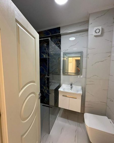 Tirane, shitet apartament Kati 2, 109 m² 109  (Liqeni Thate)