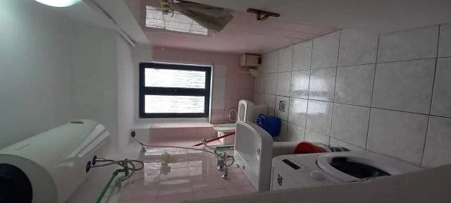 Tirane, jepet me qera apartament 2+1 Kati 3, 75 m² 42.000 Leke (Rruga e kavajes)