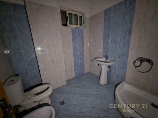 Tirane, shitet apartament 2+1 Kati 3, 115 m² 103.000 Euro