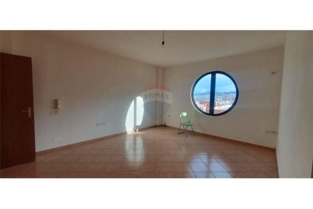 Tirane, shitet apartament 2+1+BLK Kati 11, 80 m² 142.000 Euro (Rruga e Kavajes)