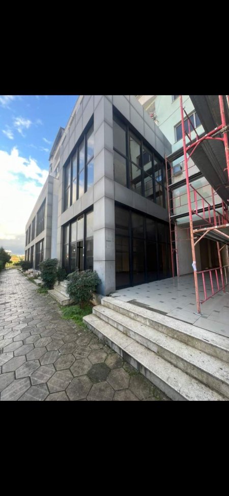 Tirane, shitet ambjent biznesi Kati 0, 60 m² 120.000 Euro (Perballe shkolles Ibrahim Rugova)