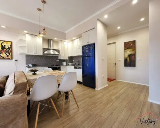 Tirane, jepet me qera apartament 2+1+BLK Kati 9, 90 m² 850 Euro (islam alla)