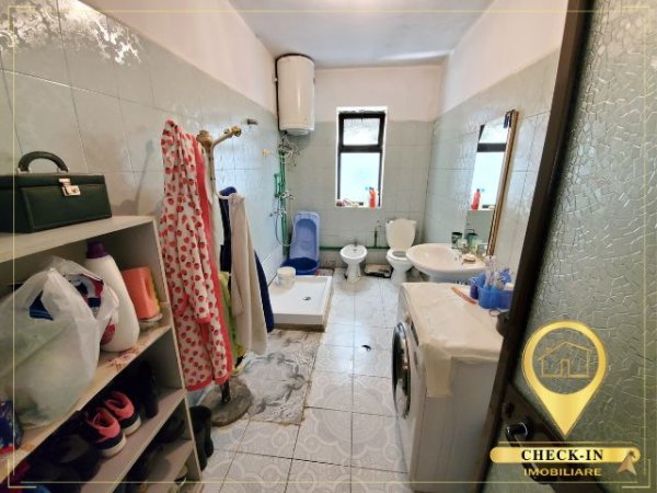 Tirane, jepet me qera apartament 2+1+A+BLK Kati 2, 100 m² 300 Euro (Astir)