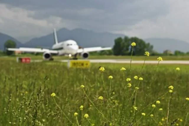 Tirane, shes truall 2.200 m² 160.000 Euro (Prane Epoka University)