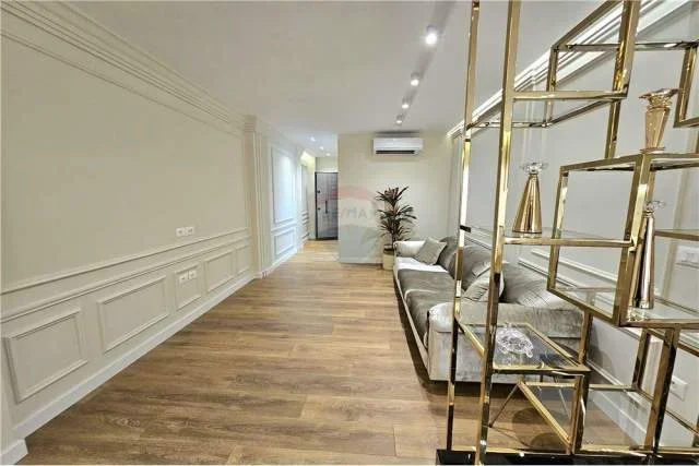 Tirane, shitet apartament 2+1+BLK Kati 3, 81 m² 249.000 Euro (Shushica)