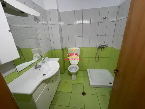 Orikum, jepet me qera apartament 1+1+BLK Kati 1, 76 m² 300 Euro (Rruga Orikumi)