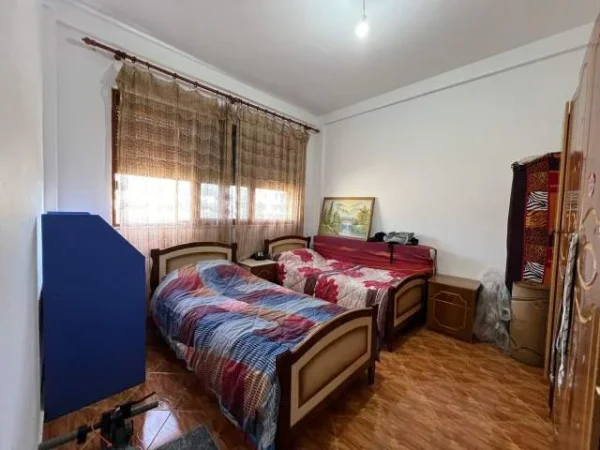 Tirane, shitet Vile 2 Katshe Kati 2, 229 m² 350.000 Euro (Rruga  Pasho Hysa)