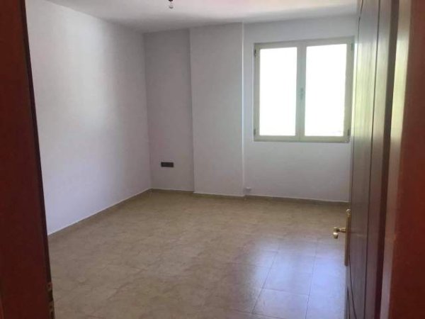 Tirane, shitet apartament 2+1 Kati 5, 107 m² 100.000 Euro (Fresk)