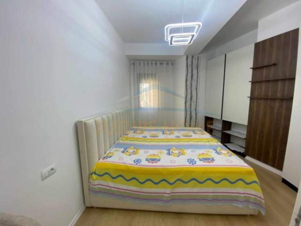 Tirane, jepet me qera apartament 1+1 Kati 5, 57 m² 500 Euro (Unaza re)
