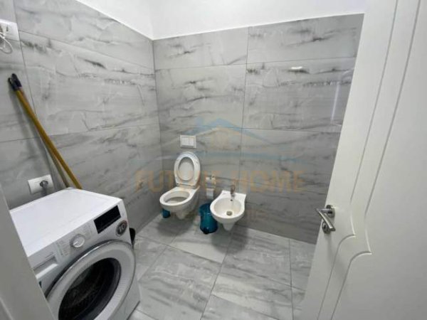 Tirane, jepet me qera apartament 1+1 Kati 5, 57 m² 500 Euro (Unaza re)