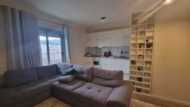 Vlore, shes apartament 1+1+BLK Kati 9, 76 m² 1.400 Euro/m2 (Rr Transballkanike)
