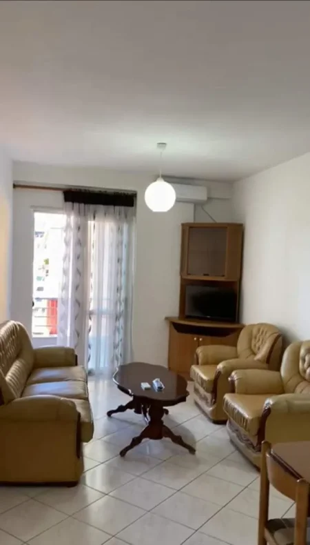 Tirane, jepet me qera apartament 2+1+BLK Kati 5, 90 m² 40.000 Leke (Rruga Teodor Keko)