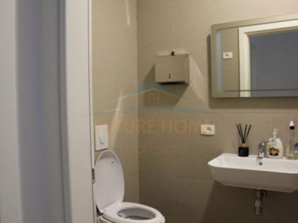 Tirane, jepet me qera apartament 3+1 Kati 4, 100 m² 1.000 Euro (Rruga e Elbasanit)