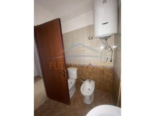 Tirane, shitet apartament 1+1 Kati 3, 85 m² 85.000 Euro (misto mamo)