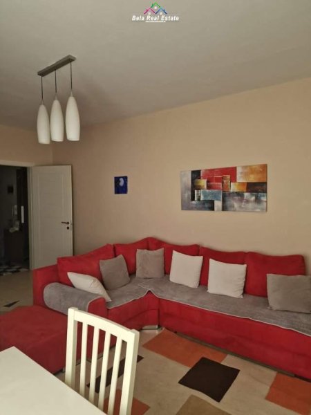 Tirane, jepet me qera apartament 1+1 Kati 4, 70 m² 400 Euro (kodra e diellit)