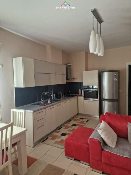 Tirane, jepet me qera apartament 1+1 Kati 4, 70 m² 400 Euro (kodra e diellit)