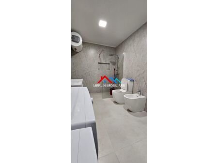 Tirane, shitet apartament 2+1,Kati 4, 100 m² 290.000 Euro (Rruga Sami Frasheri,Bllok)