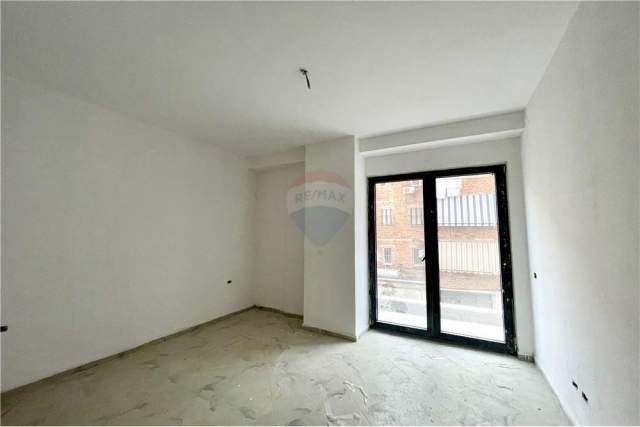 Tirane, shes apartament 2+1+BLK Kati 2, 112 m² 199.800 Euro (pazari ri)