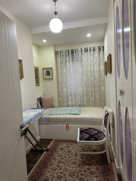 Tirane, jepet me qera apartament 3+1+BLK Kati 2, 90 m² 800 Euro (Kompleksi Kontakt)