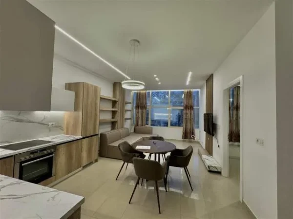 Tirane, Jepet me qira, Kati 2, 60 m² 500 Euro (Stacioni i Trenit)